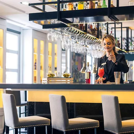 Mercure Jardines De Albia Hotel 4*