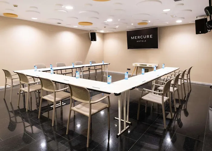 Mercure Jardines De Albia Hotell 4*