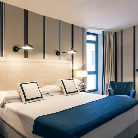 Mercure Jardines De Albia מלון