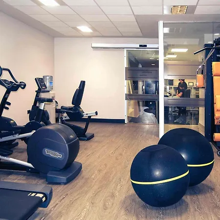 Mercure Jardines De Albia 4*