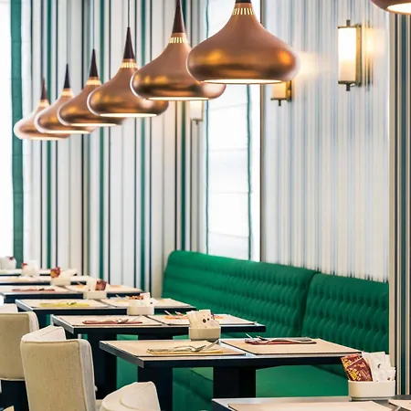 Mercure Jardines De Albia Hotel