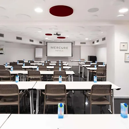Mercure Jardines De Albia فندق 4*