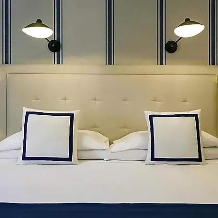Mercure Jardines De Albia Hotel 4*