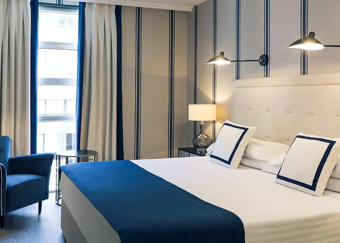 Отель Mercure Jardines De Albia