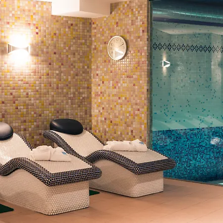 Отель Mercure Jardines De Albia Бильбао