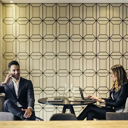 Hotel Mercure Jardines De Albia