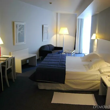 Mercure Jardines De Albia Hotel 4*