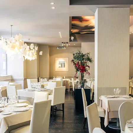 Hotel Mercure Jardines De Albia 4*